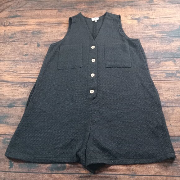 Tuckernuck Pomander Place Myla Textured Romper Black Large - Picture 2 of 10